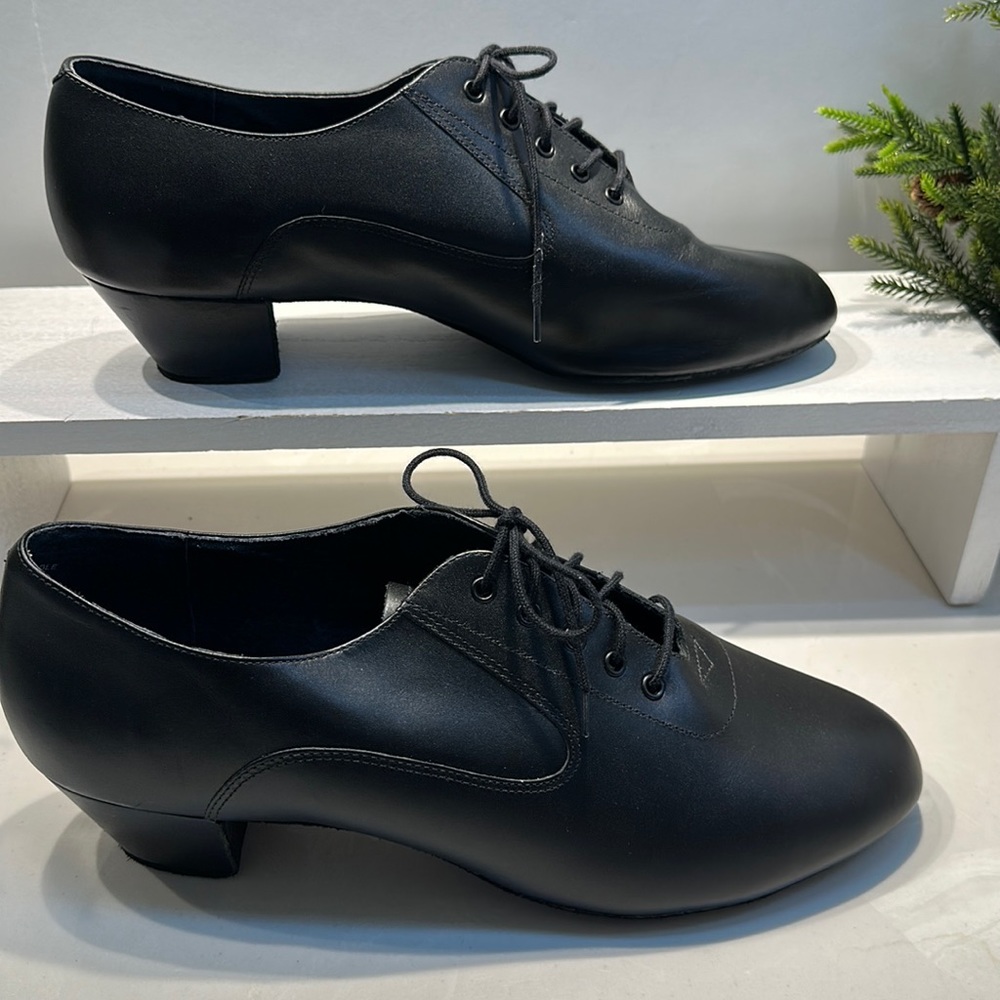 Capezio Black Dance Oxford Style Overture Character Shoes